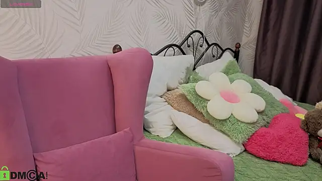 Kvetachka online show from September 2025 12:43:02 AM