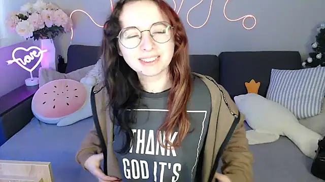 Snapshot of Mini_Diva chatting on February 2026 09:08:02 AM Mini Diva online show from February 2026 09:08:02 AM