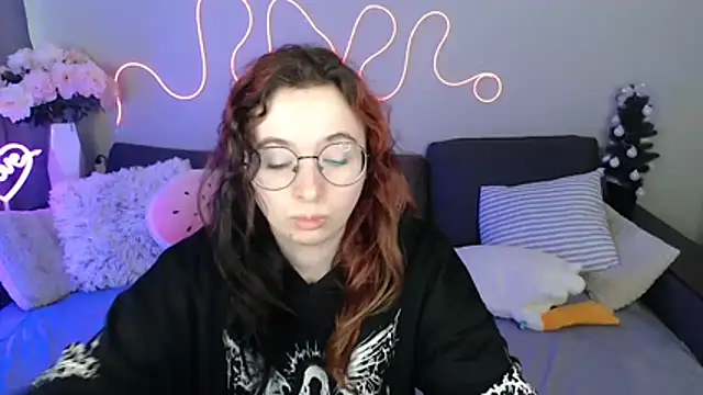 Snapshot of Mini_Diva chatting on March 2026 09:14:02 AM Mini Diva online show from March 2026 09:14:02 AM