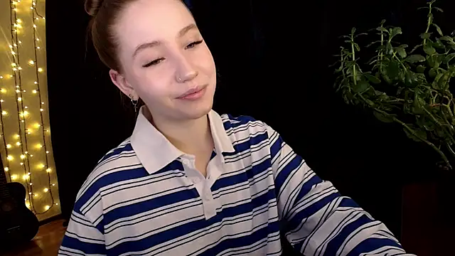 SindiWatsoon online show from September 2025 12:53:01 PM