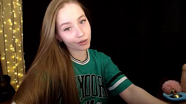 SindiWatsoon online show from December 2025 02:12:02 PM