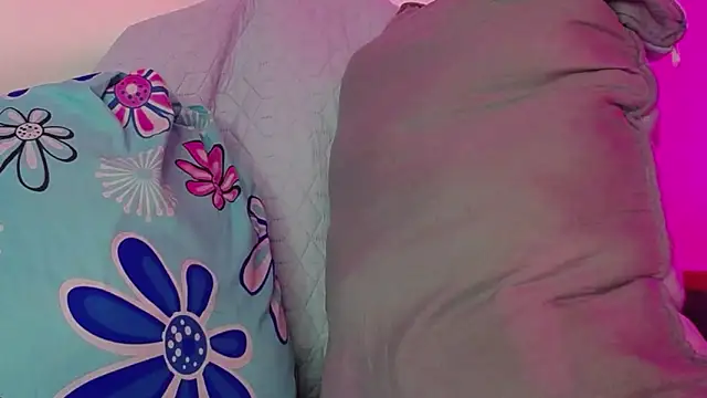 luly pink online show from February 2026 03:59:02 AM