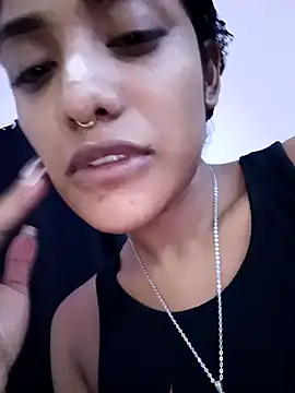 VictoireFeller online show from October 2025 04:34:02 AM