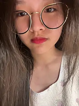 Krixxi22 online show from February 2026 06:30:01 PM