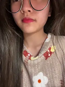 Krixxi22 online show from March 2026 05:38:01 PM