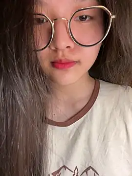 Krixxi22 online show from March 2026 02:28:01 PM