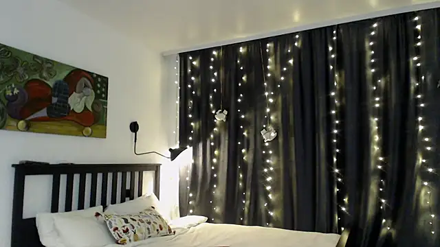 Snapshot of winter__sun chatting on January 2026 04:34:01 PM winter sun online show from January 2026 04:34:01 PM