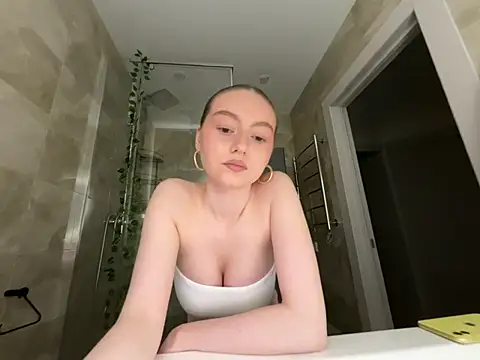 Snapshot of winter__sun chatting on March 2026 03:49:01 PM winter sun online show from March 2026 03:49:01 PM