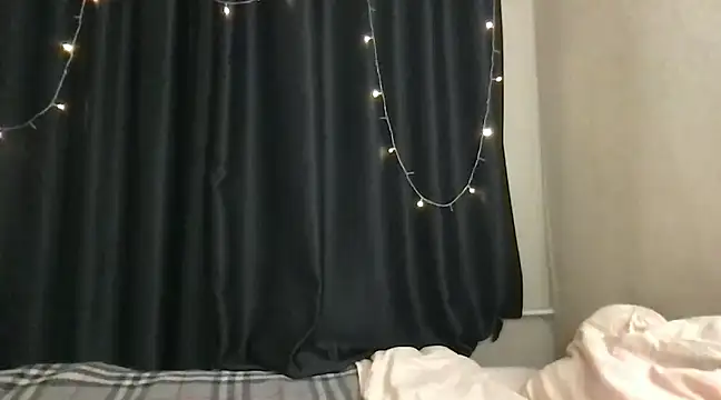 Snapshot of vse_horosho chatting on December 2024 10:04:02 PM vse horosho online show from December 2024 10:04:02 PM