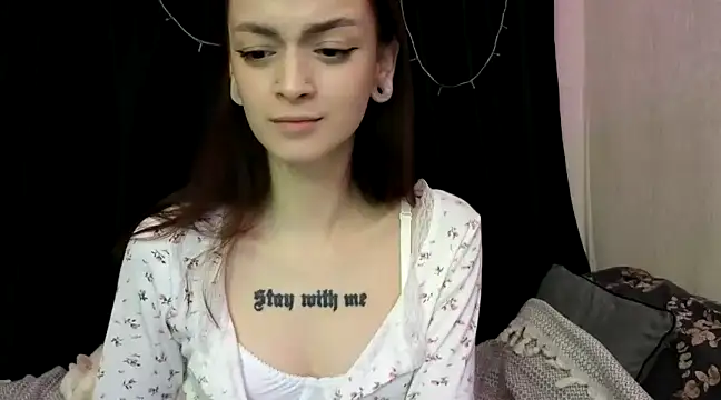 Snapshot of vse_horosho chatting on February 2025 12:30:01 AM vse horosho online show from February 2025 12:30:01 AM