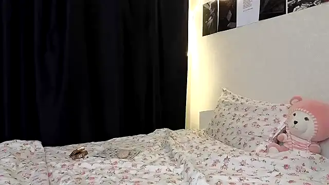 Snapshot of vse_horosho chatting on October 2025 08:31:01 PM vse horosho online show from October 2025 08:31:01 PM