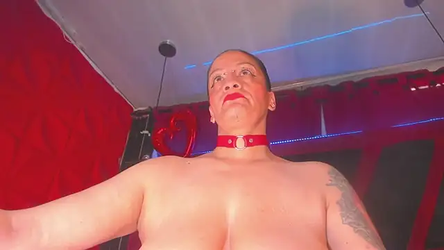 Taylor-hardcore online show from November 2025 02:40:02 PM