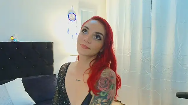 Snapshot of MeganLorensx chatting on December 2024 08:02:01 PM MeganLorensx online show from December 2024 08:02:01 PM