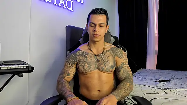 Aron Dark online show from February 2025 11:40:02 AM