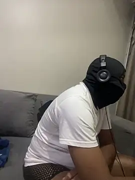 jaytee198610 online show from April 2026 07:42:02 PM