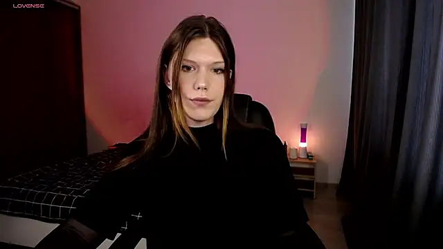 Snapshot of MicheleDoll chatting on December 2024 10:12:02 AM MicheleDoll online show from December 2024 10:12:02 AM