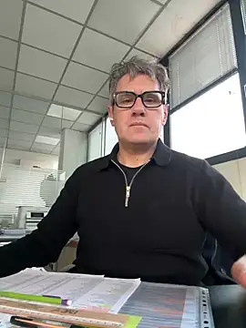 Snapshot of Britmi chatting on December 2024 03:15:02 PM Britmi online show from December 2024 03:15:02 PM