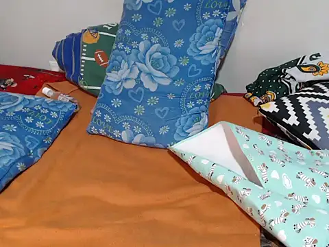 Snapshot of trina_kay chatting on October 2025 05:13:02 PM trina kay online show from October 2025 05:13:02 PM