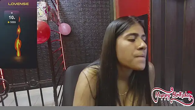 Snapshot of Rubi_boobs_ chatting on February 2025 04:53:01 PM Rubi boobs online show from February 2025 04:53:01 PM