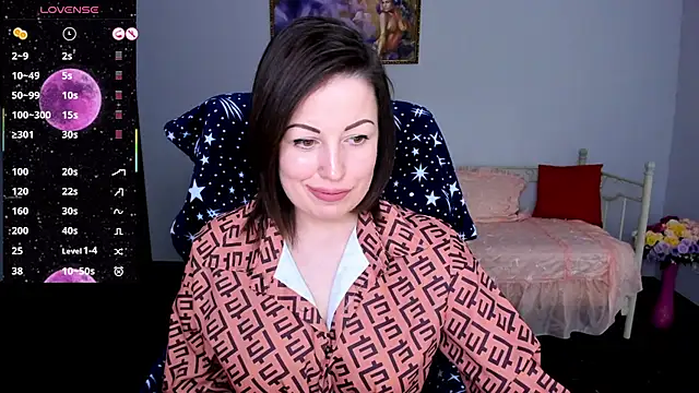 Emily Midlton online show from March 2025 10:38:02 AM