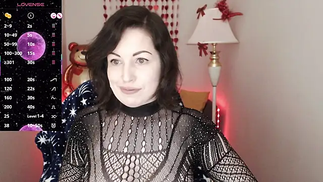 Emily Midlton online show from March 2025 01:59:02 PM