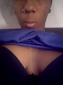 Snapshot of -_Anny_- chatting on November 2025 07:14:01 PM - Anny - online show from November 2025 07:14:01 PM