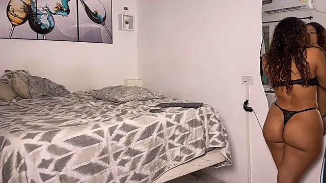 wendy alejo1712 online show from November 2025 12:33:01 AM