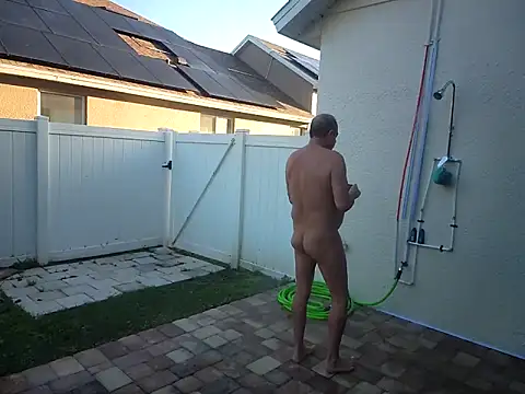 theclubist111 online show from February 2025 01:06:01 PM