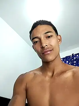 Snapshot of Demiansteven2 chatting on March 2026 04:23:01 PM Demiansteven2 online show from March 2026 04:23:01 PM