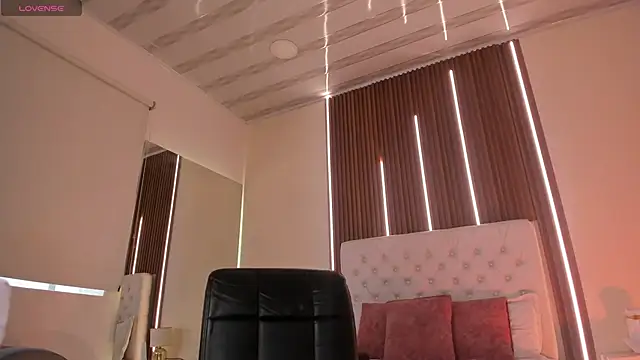 sweetty paulina online show from June 2026 01:38:02 PM