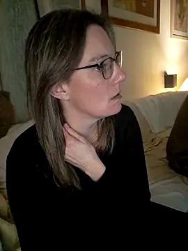 SpiceLea online show from January 2025 06:16:01 PM