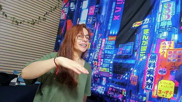 Snapshot of rosse_2504 chatting on February 2025 04:14:02 PM rosse 2504 online show from February 2025 04:14:02 PM