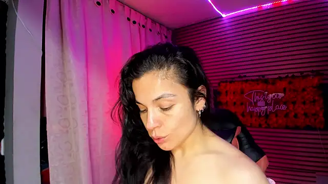 Snapshot of rosse_2504 chatting on September 2025 04:56:02 PM rosse 2504 online show from September 2025 04:56:02 PM