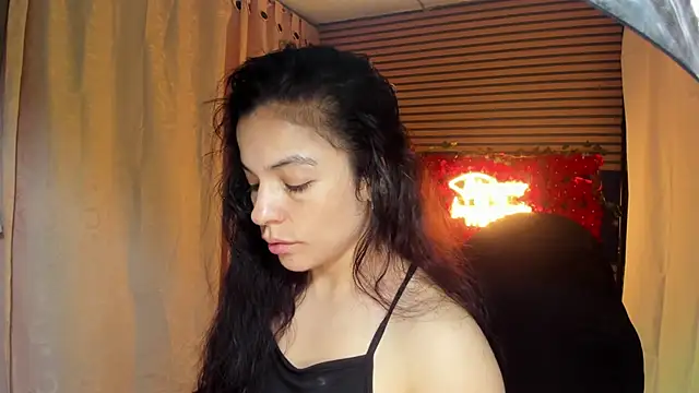 Snapshot of rosse_2504 chatting on November 2025 09:20:01 AM rosse 2504 online show from November 2025 09:20:01 AM