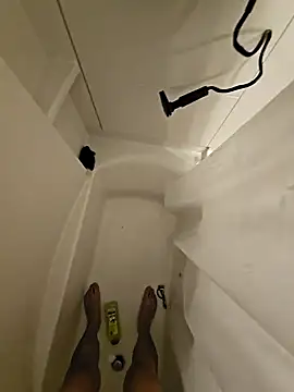 Snapshot of LongDongDaddy302 chatting on December 2024 09:17:01 AM LongDongDaddy302 online show from December 2024 09:17:01 AM