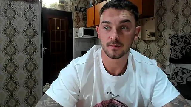 Snapshot of Jonmusclemaster chatting on October 2025 06:50:01 PM Jonmusclemaster online show from October 2025 06:50:01 PM