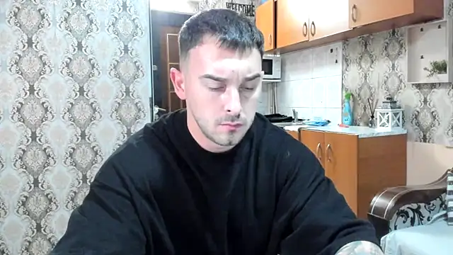 Snapshot of Jonmusclemaster chatting on December 2025 09:10:02 PM Jonmusclemaster online show from December 2025 09:10:02 PM