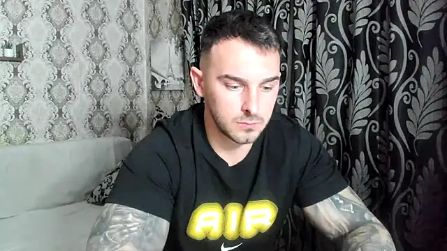 Snapshot of Jonmusclemaster chatting on February 2026 08:57:02 PM Jonmusclemaster online show from February 2026 08:57:02 PM