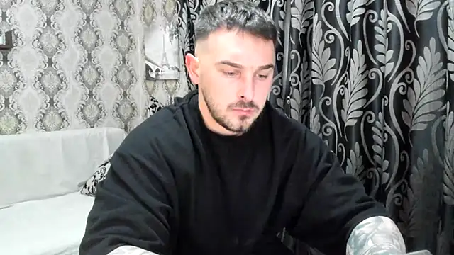 Snapshot of Jonmusclemaster chatting on February 2026 08:38:01 PM Jonmusclemaster online show from February 2026 08:38:01 PM