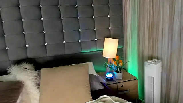 Poacahontasfg online show from March 2025 03:58:02 AM