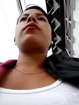  andrea30 online show from January 2025 06:57:02 PM