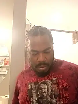 Snapshot of MRHANDSOME3800 chatting on January 2026 03:23:01 AM MRHANDSOME3800 online show from January 2026 03:23:01 AM