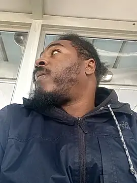 Snapshot of MRHANDSOME3800 chatting on February 2026 05:28:01 PM MRHANDSOME3800 online show from February 2026 05:28:01 PM