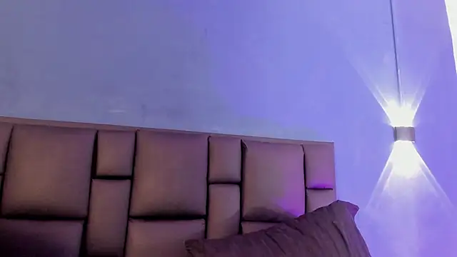 MikaelSlow online show from February 2026 05:11:01 AM