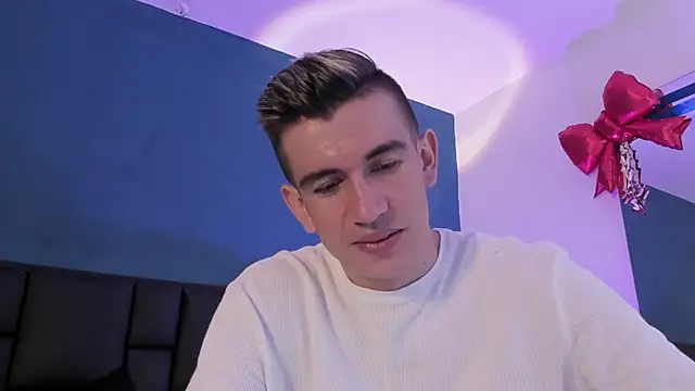 Snapshot of MikaelSlow chatting on February 2026 03:48:02 AM MikaelSlow online show from February 2026 03:48:02 AM