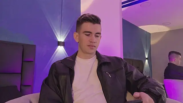 Snapshot of MikaelSlow chatting on March 2026 04:31:01 AM MikaelSlow online show from March 2026 04:31:01 AM