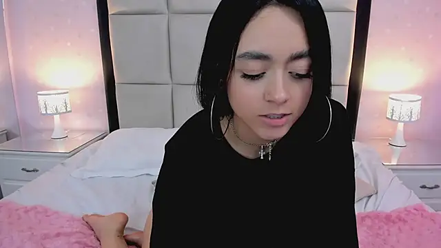 HannaClarrk  online show from January 2025 02:42:01 PM