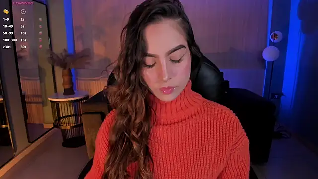 Snapshot of MarianneLane chatting on October 2025 09:00:02 PM MarianneLane online show from October 2025 09:00:02 PM