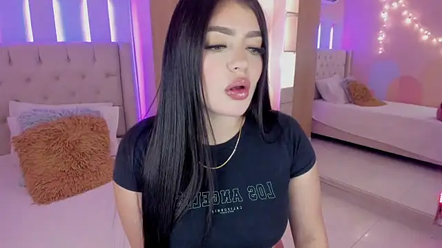 Mariana Baez online show from September 2025 09:04:01 PM