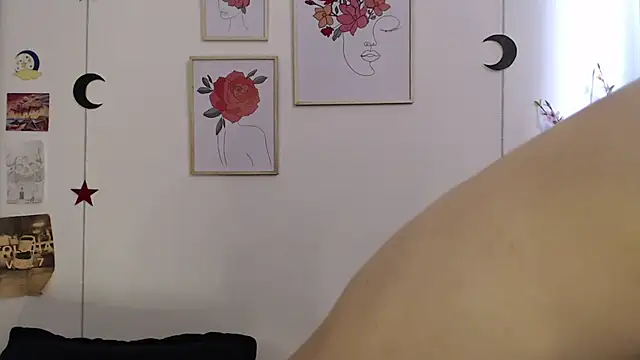 Snapshot of Tanya_WorldBondage chatting on February 2025 03:35:01 PM Tanya WorldBondage online show from February 2025 03:35:01 PM